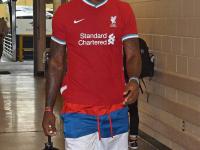 黑白体育- 詹姆斯复出比赛 